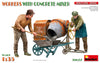 WORKERS WITH CONCRETE MIXER 1/35