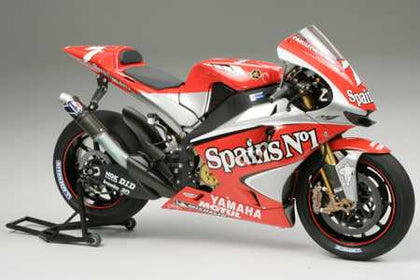 YAMAHA YZR-M1 2004 1/12