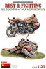 REST AND FIGHTING U.S. SOLDIER W/WLA MOTORCYCLES 1/35