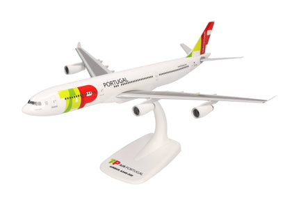AIRBUS A340-300 TAP AIR PORTUGAL SNAP FIT 1/200