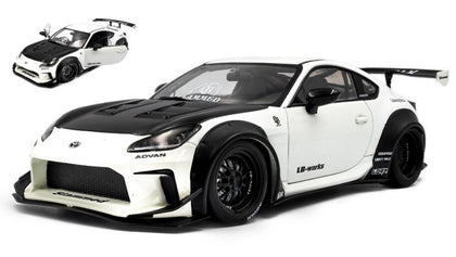 TOYOTA GR86 LBWK COUPE' 2024 PEARL WHITE 1/18
