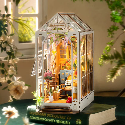 BOOK NOOK GARDEN HOUSE IN KIT