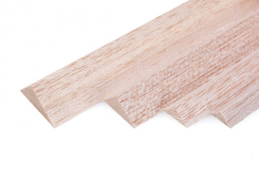 LISTELLO TRIANGOLARE DI BALSA 6X6X1000 mm
