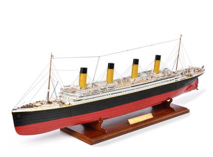 SCATOLA MONTAGGIO RMS TITANIC 1/250 LUNGH 107 cm