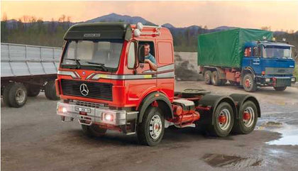 MERCEDES BENZ 2238 6X4 1/24 LUNGH 28 cm