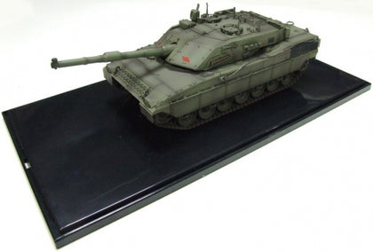 CARRO ARMATO C1 ARIETE MBT 1/35 MONTATO IN PLASTICA