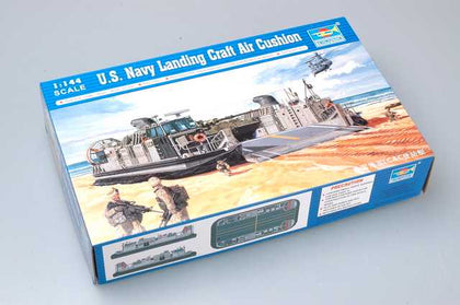 U.S. NAVY LANDING CRAFT AIR CUSHION 1/144 LUNGH 186 mm