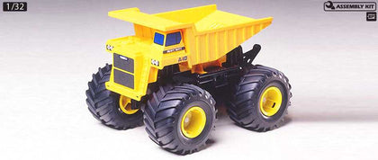 MAMMOTH DUMP TRUCK 1/32