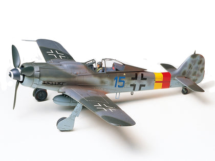 FOCKE WULF FW190 D9 1/48 LUNGH 213 mm AP. ALARE 219 mm