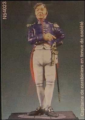 CAPITANO DEI CARABINIERI IN TENUTA DI GALA