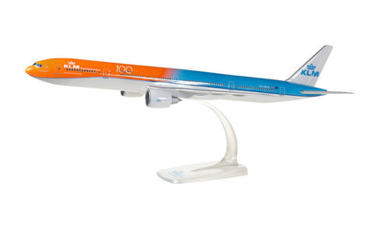 BOEING 777-300 KLM ORANGE PRIDE 1/200 SNAP FIT