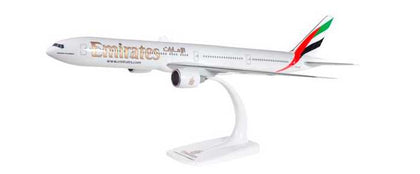 BOEING 777-300 EMIRATES 1/200 SNAP FIT